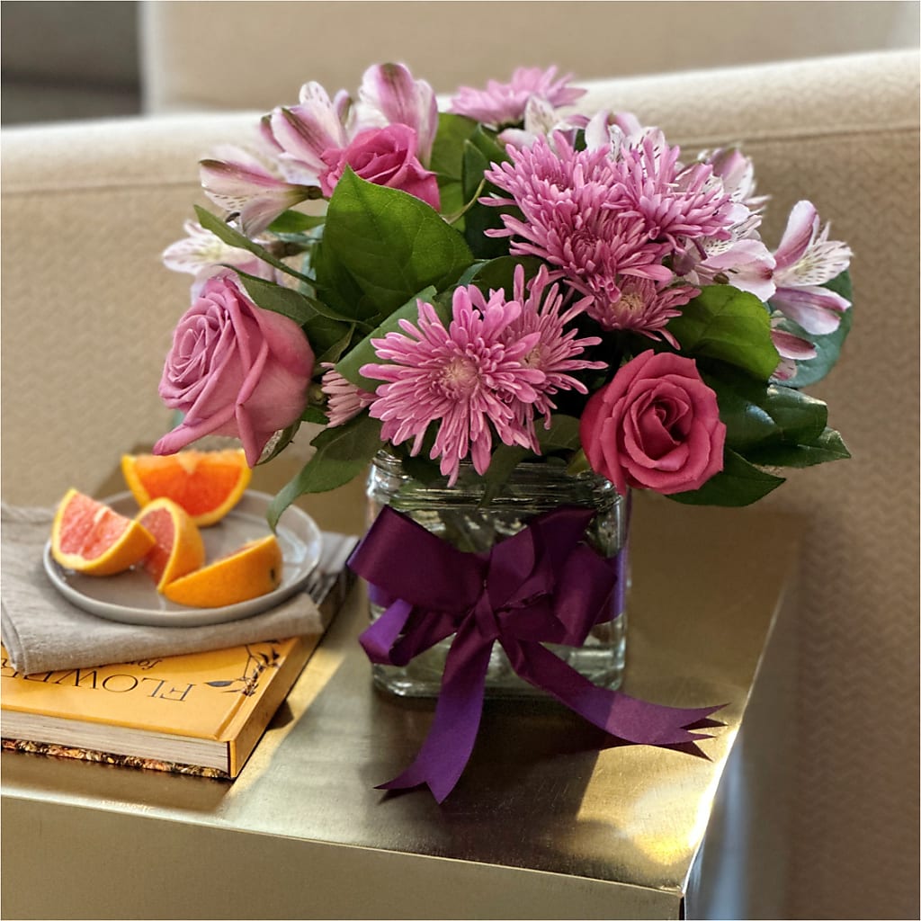 Sugarplum Bouquet – Colonial Flower Shoppe, Somers CT