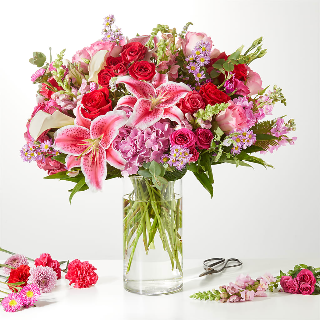 Swooning Over You - A Luxury Florist Original – Colonial Flower Shoppe, Somers CT