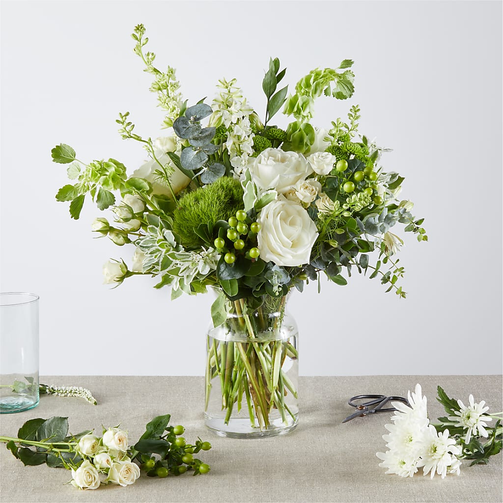 Irish Garden - A Florist Original – Colonial Flower Shoppe, Somers CT