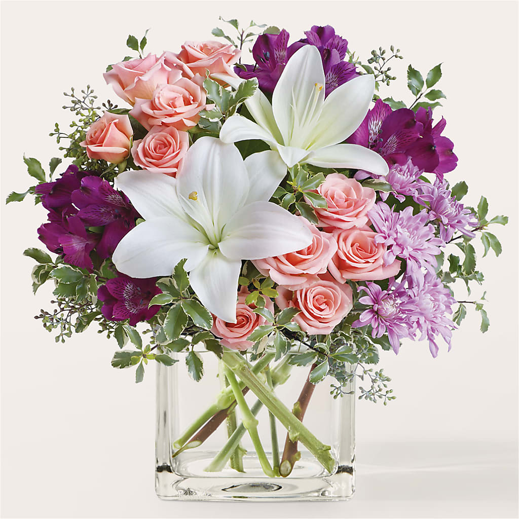 Mani Pedi Bouquet – Colonial Flower Shoppe, Somers CT