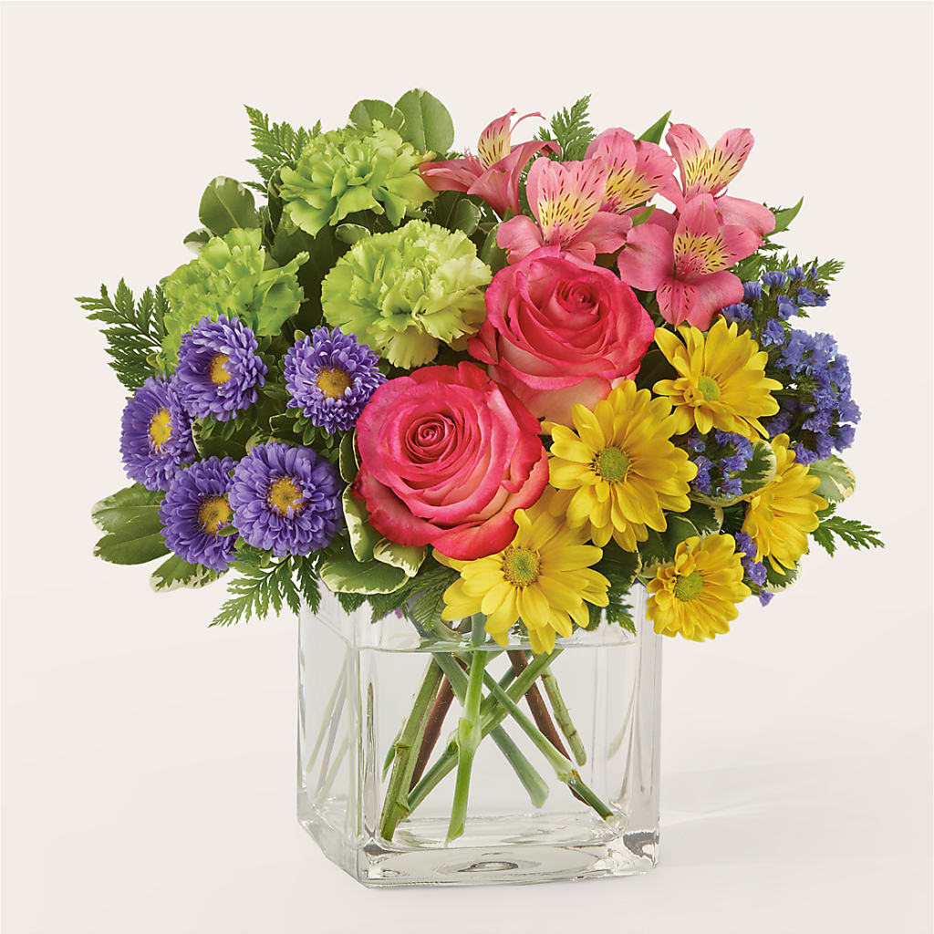 Candy Jar Bouquet – Colonial Flower Shoppe, Somers CT