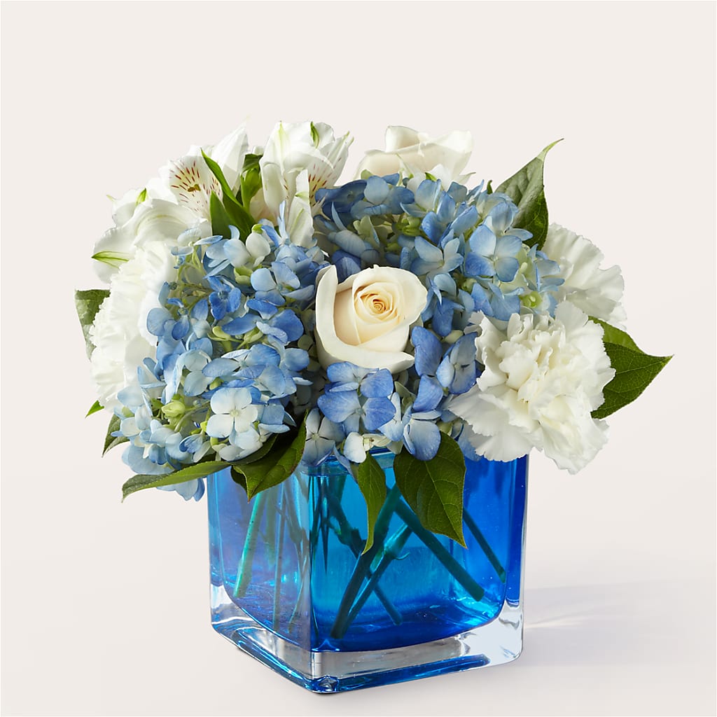 Soothing Waters Bouquet – Colonial Flower Shoppe, Somers CT