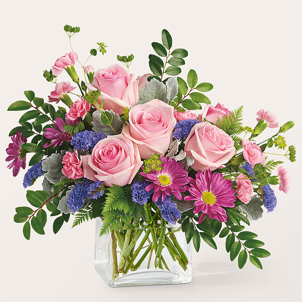Starlet Bouquet – Colonial Flower Shoppe, Somers CT