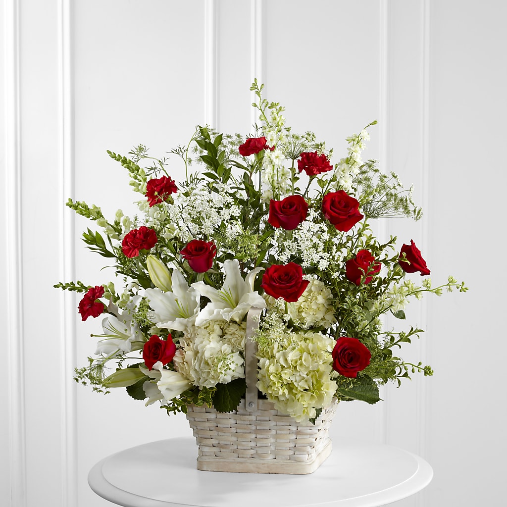 In Loving Memory Arrangement – Colonial Flower Shoppe, Somers CT