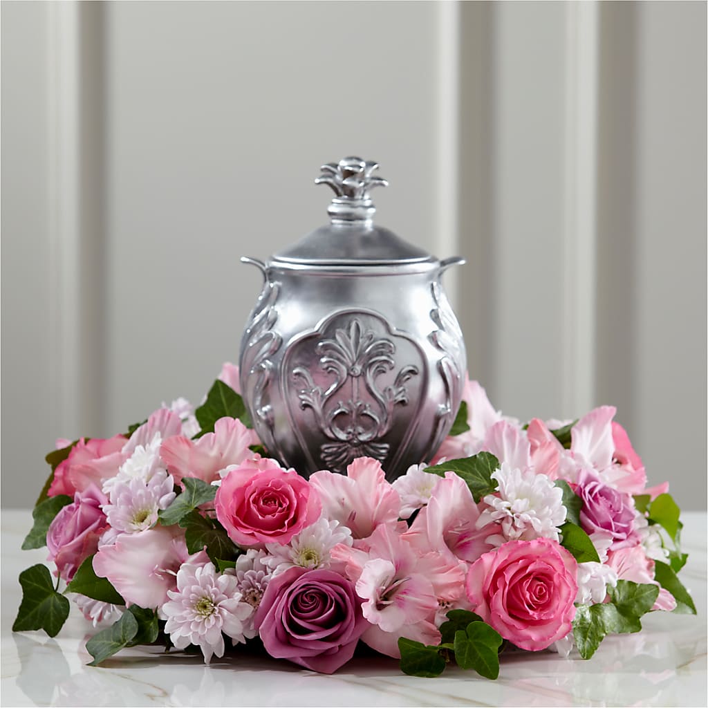 Glorious Tribute Arrangement – Colonial Flower Shoppe, Somers CT