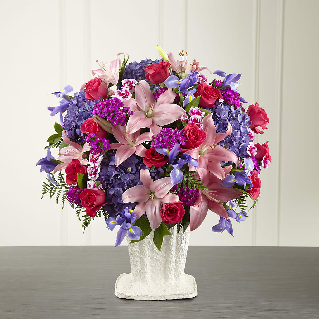 We Fondly Remember Arrangement – Colonial Flower Shoppe, Somers CT