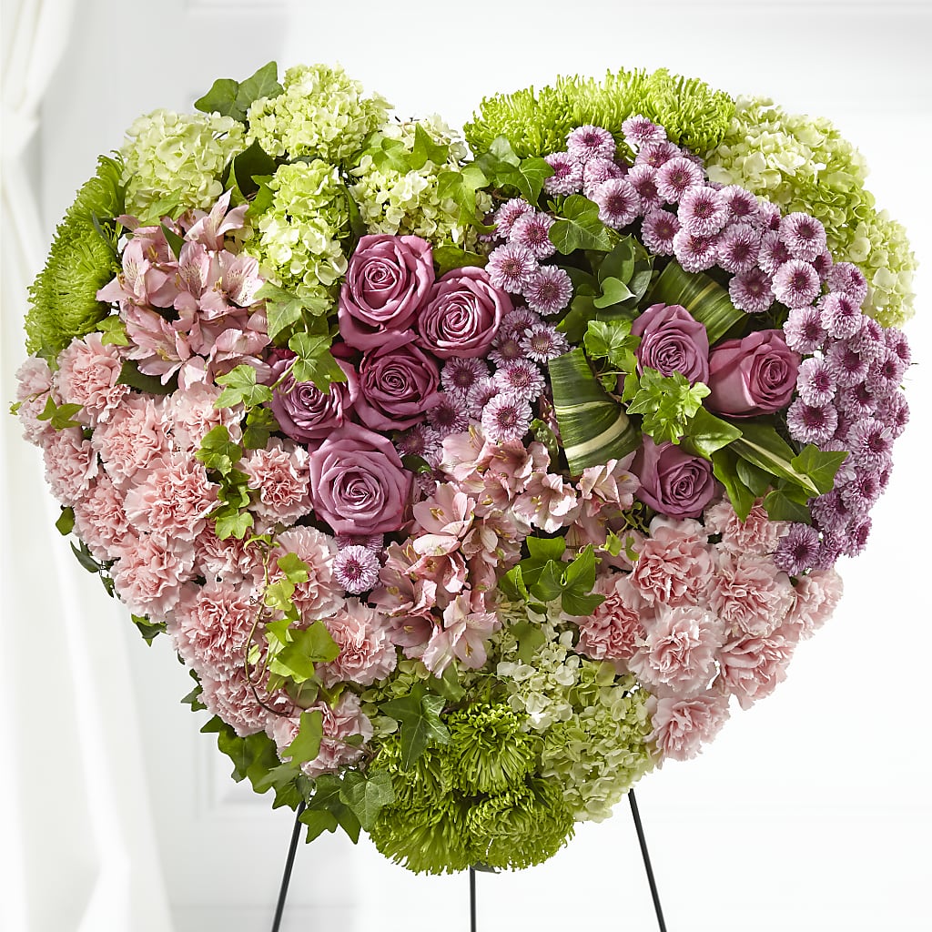 Heartwarming Standing Heart – Colonial Flower Shoppe, Somers CT