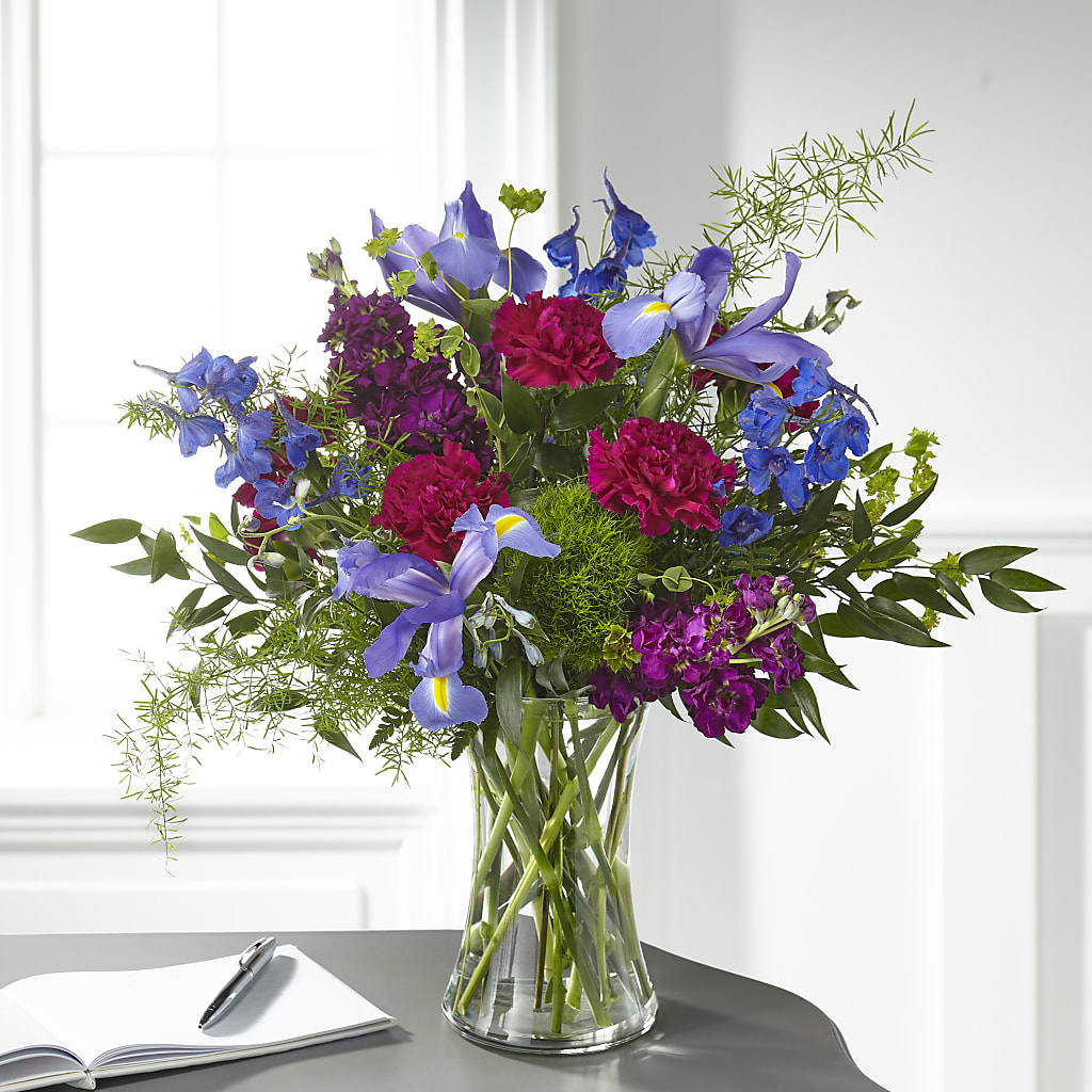 Giving Grace Bouquet – Colonial Flower Shoppe, Somers CT