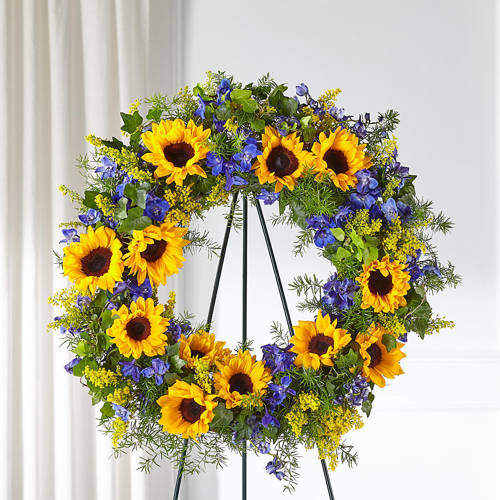 Bright Rays Wreath – Colonial Flower Shoppe, Somers CT