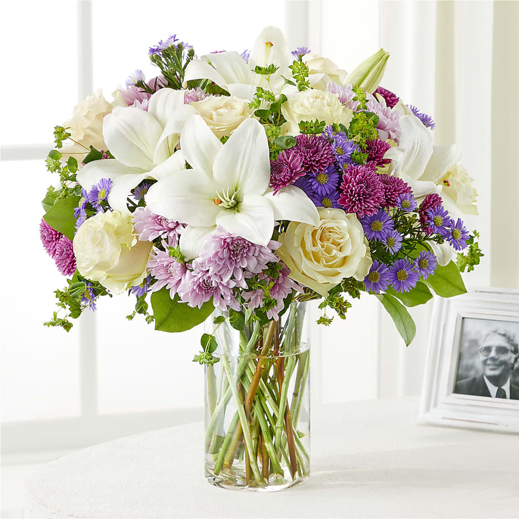 Wishing Peace Bouquet – Colonial Flower Shoppe, Somers CT