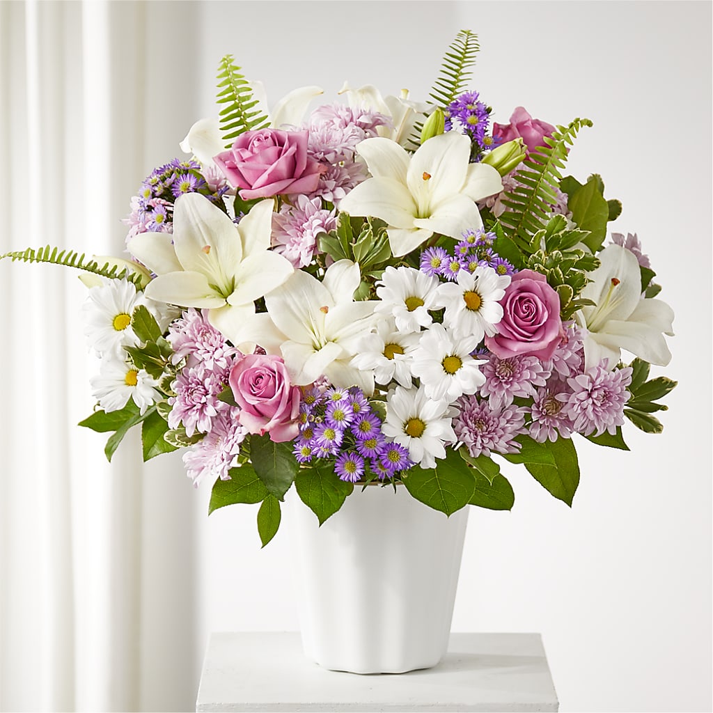 Warmest Thoughts Tabletop Basket – Colonial Flower Shoppe, Somers CT