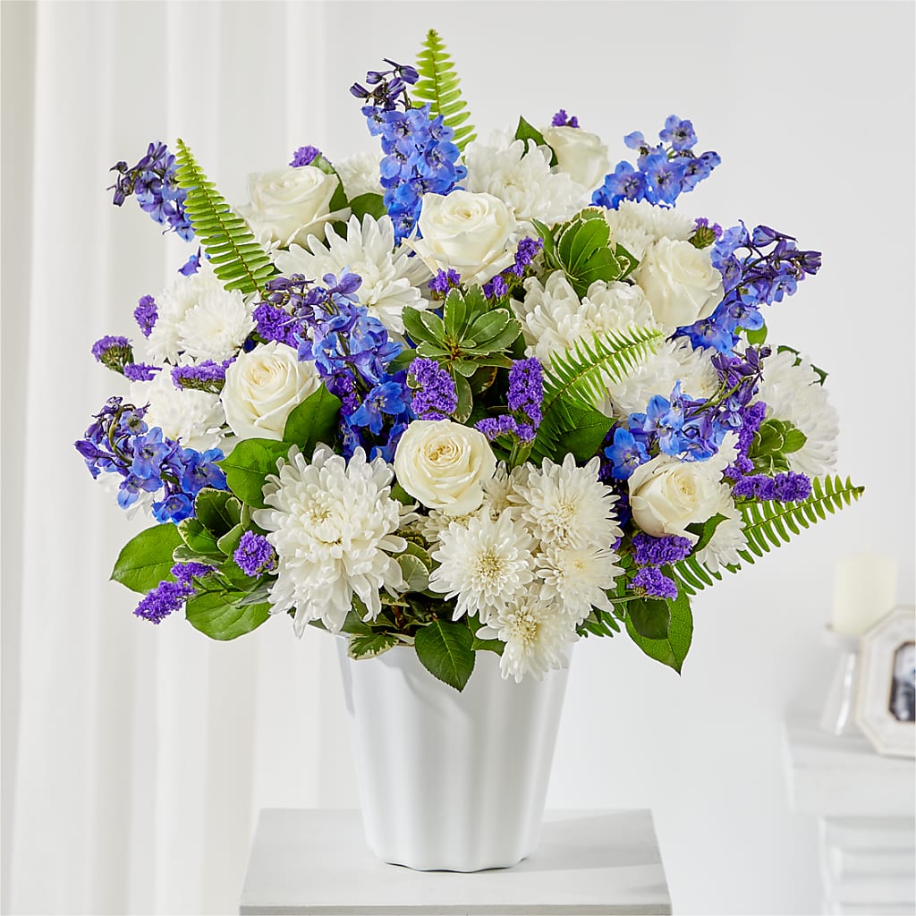 Hold Dear Tabletop Basket – Colonial Flower Shoppe, Somers CT