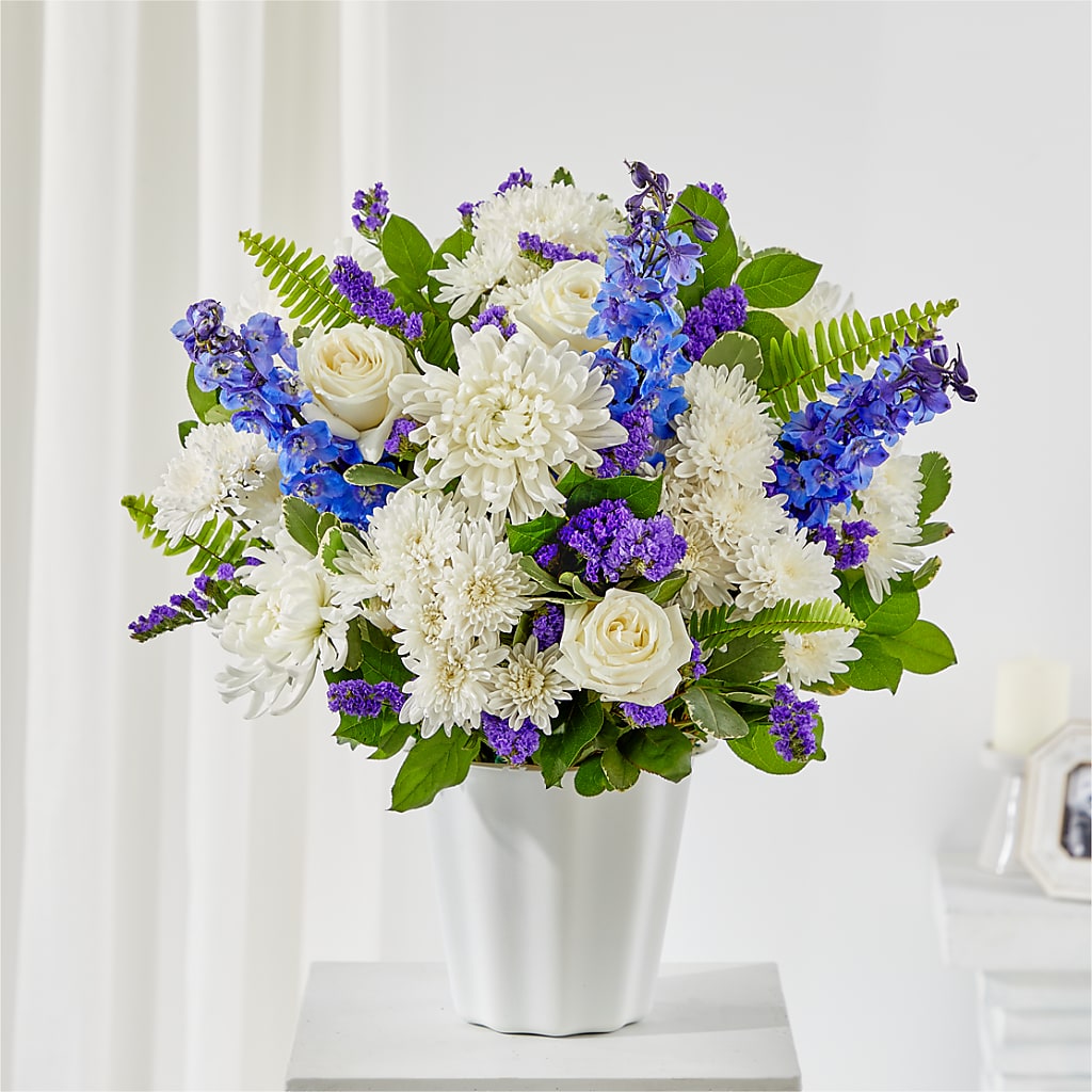 Hold Dear Tabletop Basket – Colonial Flower Shoppe, Somers CT