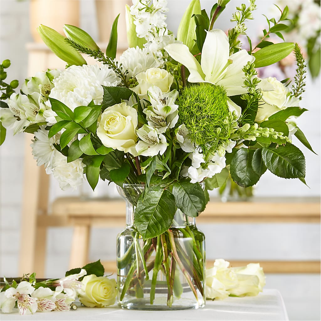 Classic Ivory – A Florist Original – Colonial Flower Shoppe, Somers CT