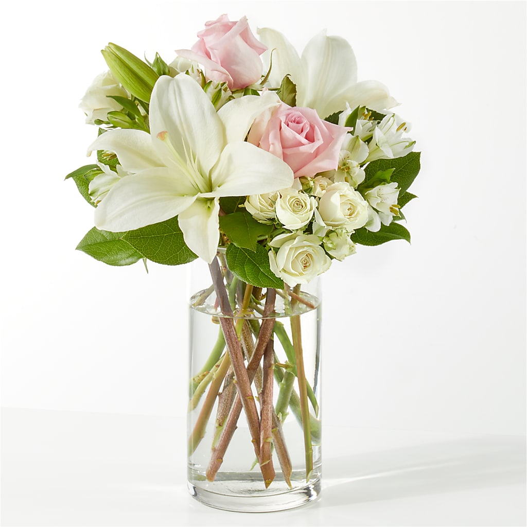 Kindhearted Bouquet – Colonial Flower Shoppe, Somers CT