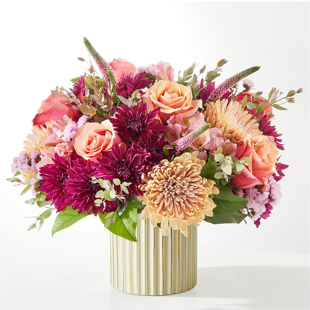 Berry Cobbler Bouquet with Ivory Vase – Colonial Flower Shoppe, Somers CT