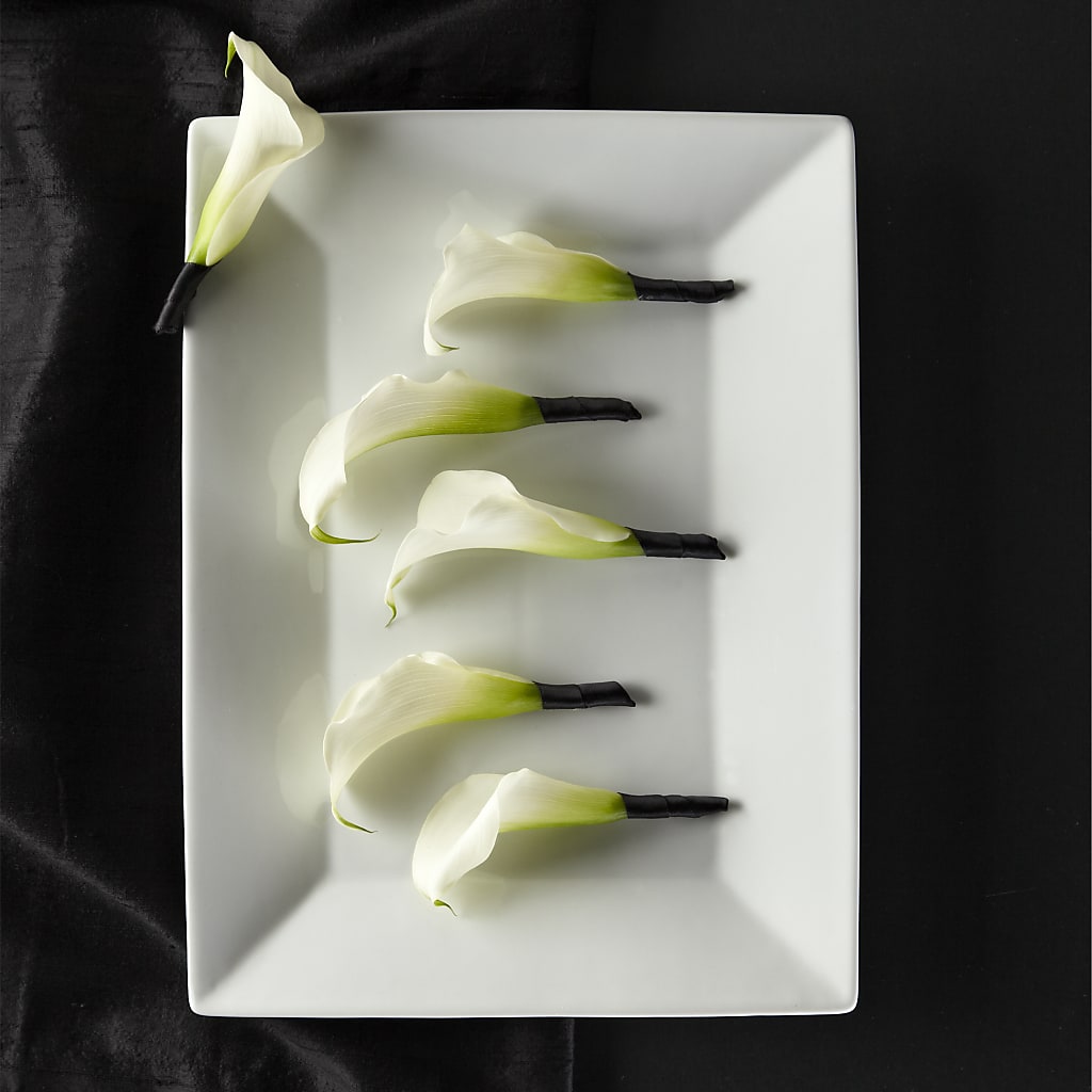 Calla Lily Promise Boutonniere – Colonial Flower Shoppe, Somers CT