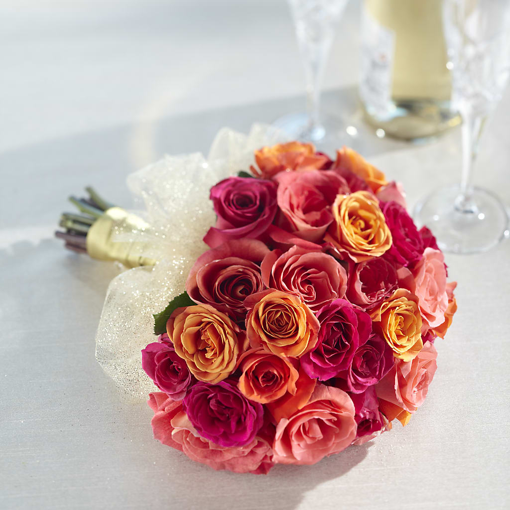Sweet Roses Bouquet – Colonial Flower Shoppe, Somers CT