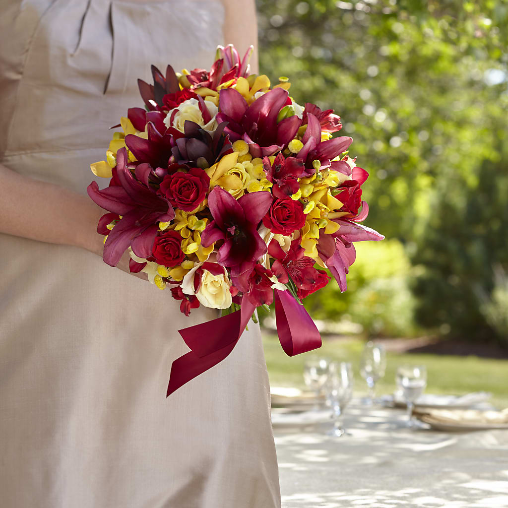 Sunningdale Bouquet – Colonial Flower Shoppe, Somers CT