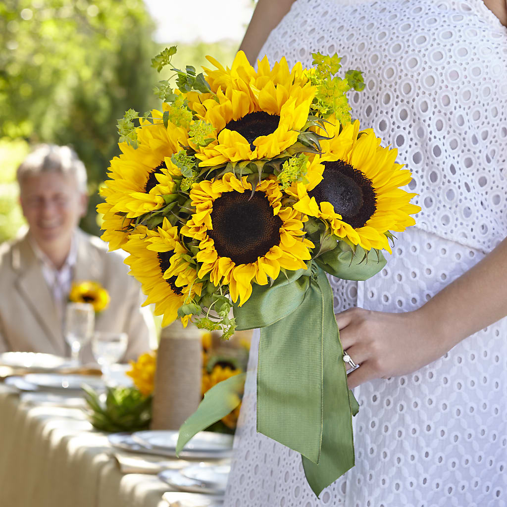 Free Spirit Bouquet – Colonial Flower Shoppe, Somers CT