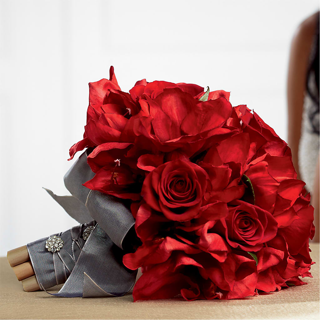 Heart's Happiness Bouquet – Colonial Flower Shoppe, Somers CT