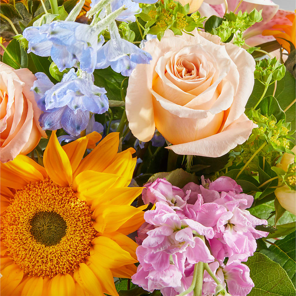 Dreamy Meadows Bouquet –  Colonial Flower Shoppe, Somers CT