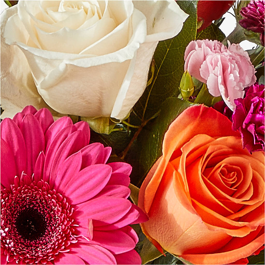 Smell the Roses Bouquet –  Colonial Flower Shoppe, Somers CT