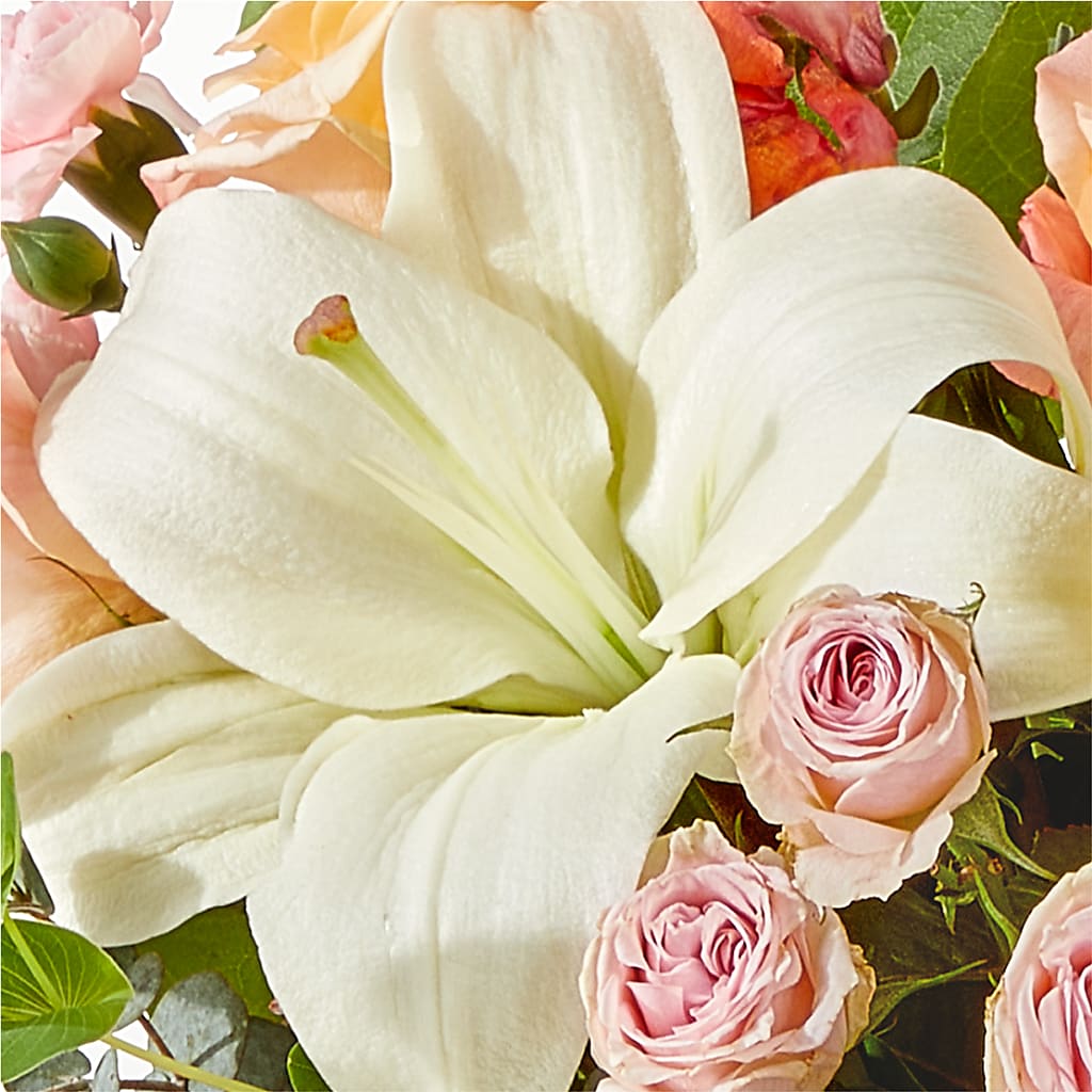 Grapefruit Splash Bouquet –  Colonial Flower Shoppe, Somers CT