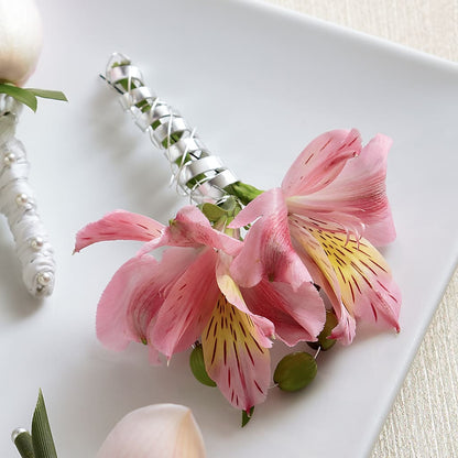 Pink Peruvian Lily Boutonniere –  Colonial Flower Shoppe, Somers CT