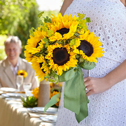 Free Spirit Bouquet –  Colonial Flower Shoppe, Somers CT